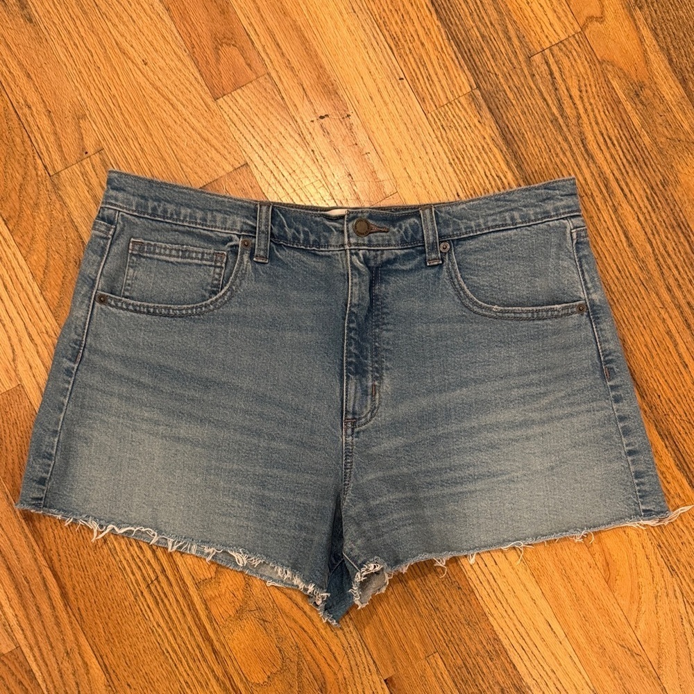 Universal Thread Light Blue Jean Shorts